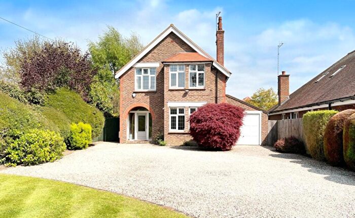 4 Bedroom Detached House For Sale In Station Road, Angmering, West Sussex, BN16