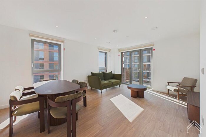 3 Bedroom Apartment To Rent In Ealing Road, Wembley, HA0