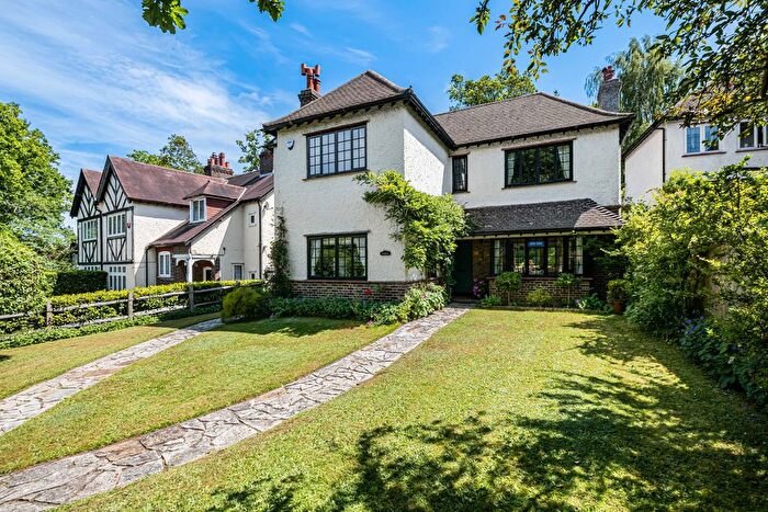 3 Bedroom Detached House For Sale In Higher Drive, Purley, CR8