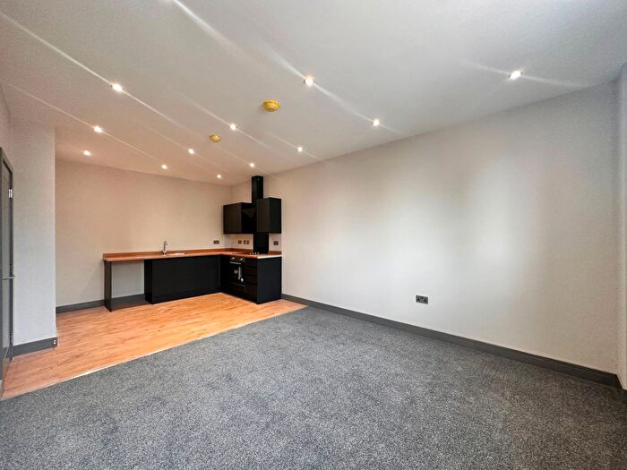 1 Bedroom Flat To Rent In Apartment, A Ropergate, Pontefract, WF8