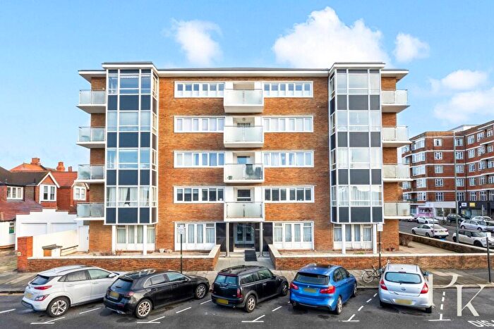 1 Bedroom Flat For Sale In Princes Avenue, Hove, BN3