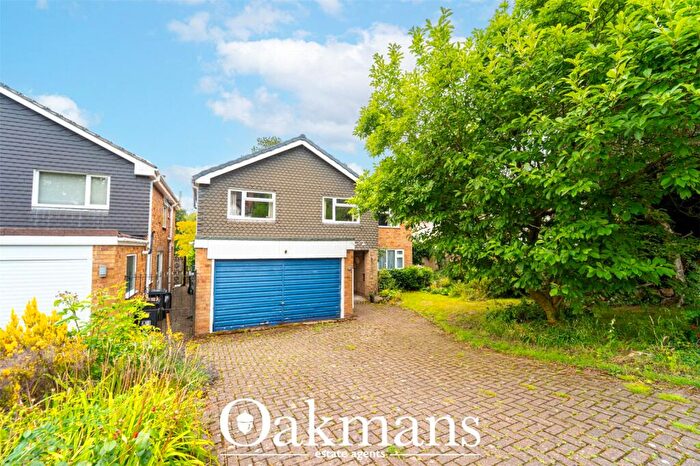 4 Bedroom Detached House For Sale In Meadow Hill Road, Birmingham, B38