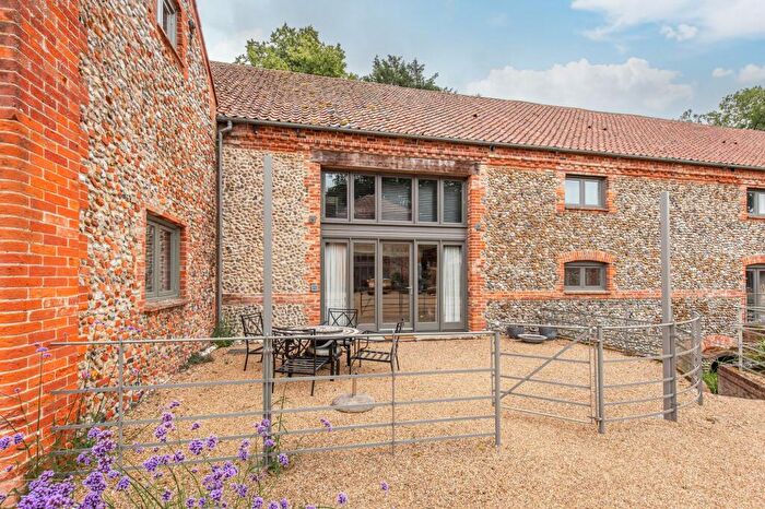 3 Bedroom Terraced House For Sale In Grade Ii Listed Barn-Style Residence With Stunning Open-Plan Living In Letheringsett, NR25