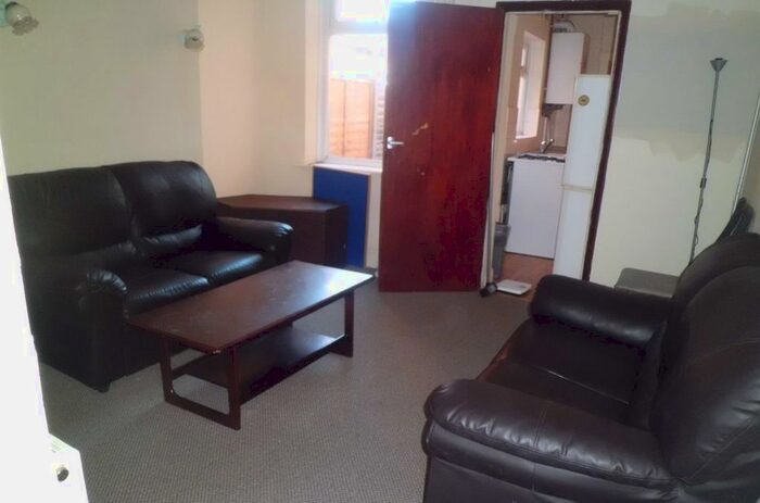 4 Bedroom Property To Rent In Alton Road, Birmingham, B29