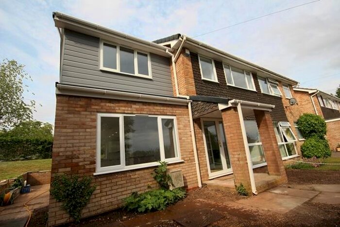4 Bedroom Semi-Detached House To Rent In Franklin Close, Lower Wick, Worcester, WR2