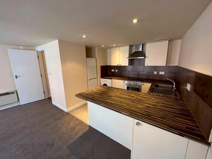 1 Bedroom Flat To Rent In Honey Yard, East Street, Chesham Town Centre, HP5