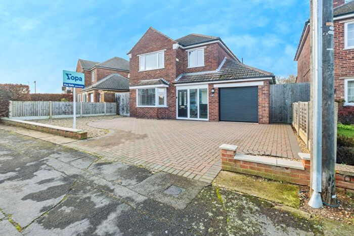 3 Bedroom Detached House For Sale In Harewood Crescent, North Hykeham, LN6