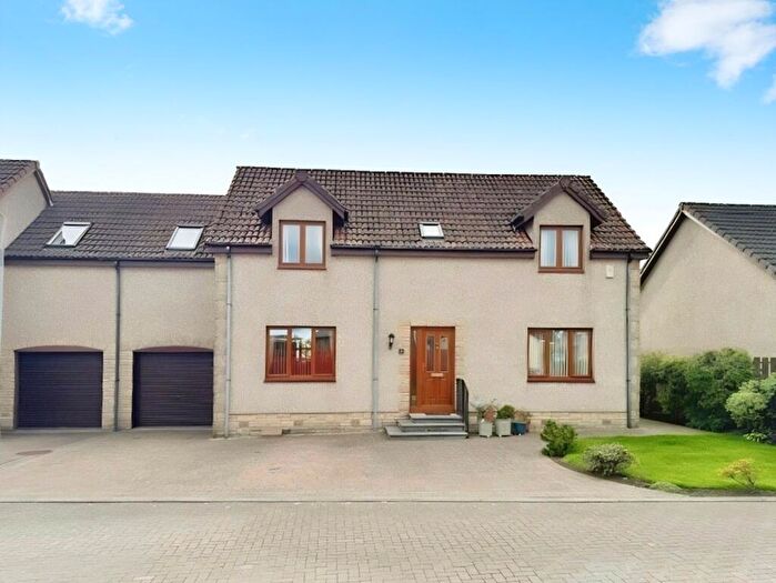 4 Bedroom Semi-Detached House For Sale In Rosebine Gardens, Coaltown, KY7