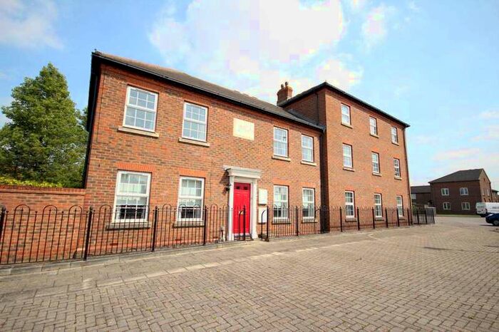 2 Bedroom Apartment To Rent In The Lodge, Woodmans Croft, Aylesbury, HP19