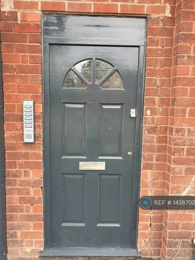 3 Bedroom Flat To Rent In Bordesley Green East, Stechford, Birmingham, B33