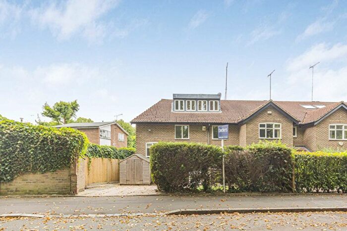 4 Bedroom Property For Sale In Lower Grove Road, Richmond, TW10