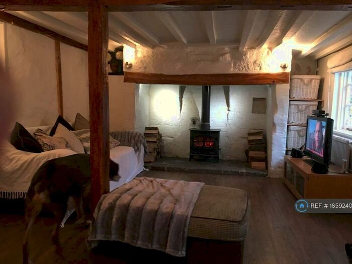 2 Bedroom Semi-Detached House To Rent In Post Horn Lane, Forest Row, RH18