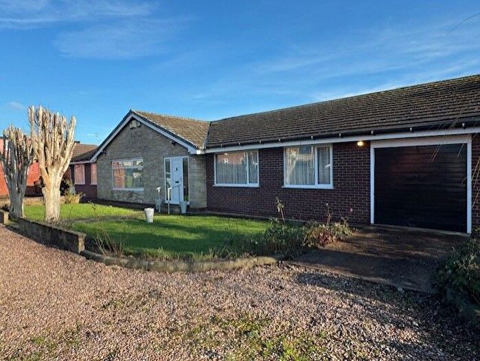 4 Bedroom Detached Bungalow For Sale In Brookside, Hemsworth, WF9