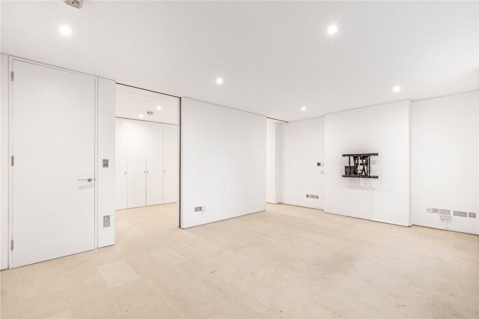 1 Bedroom Flat To Rent In Pont Street, London, SW1X