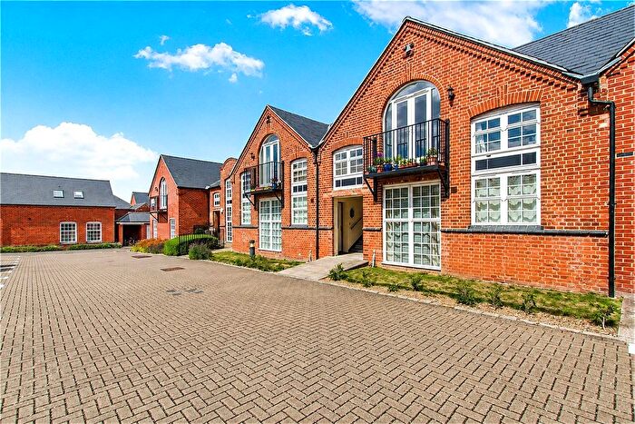 2 Bedroom Flat To Rent In Margaret Road, Headington, Oxford, OX3