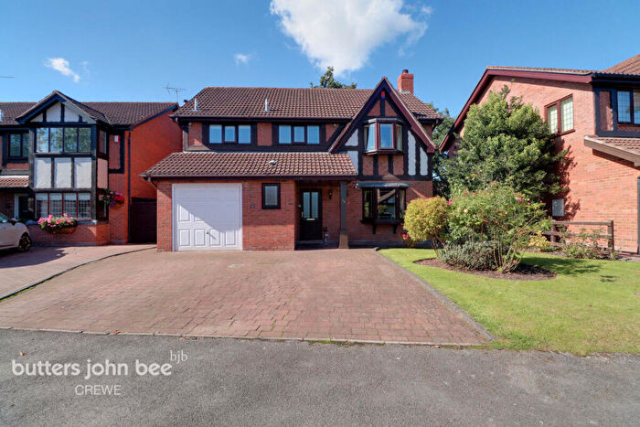 4 Bedroom Detached House For Sale In Nigel Gresley Close, Crewe, CW1