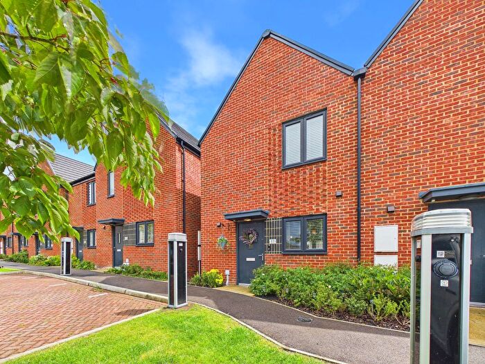 2 Bedroom End Terrace House For Sale In Arras Close, Folkestone, Kent, CT19