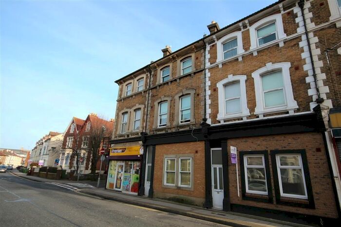 2 Bedroom Flat To Rent In Stansted Road, Southsea, PO5