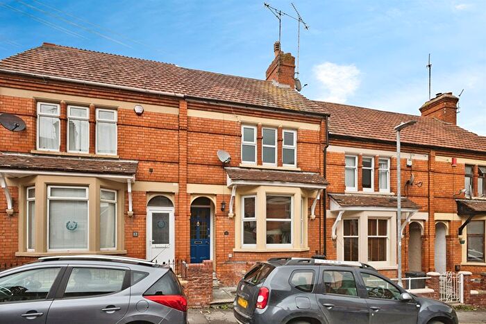 3 Bedroom Terraced House For Sale In Crofton Park, Yeovil, BA21