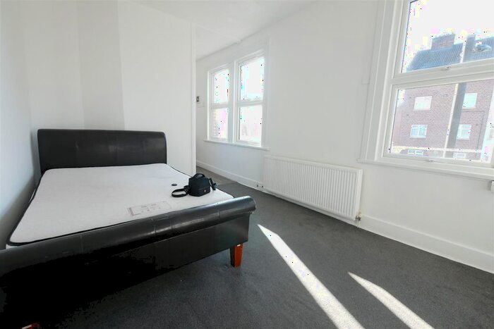 Studio To Rent In Hornsey Chambers, Clapton, E5