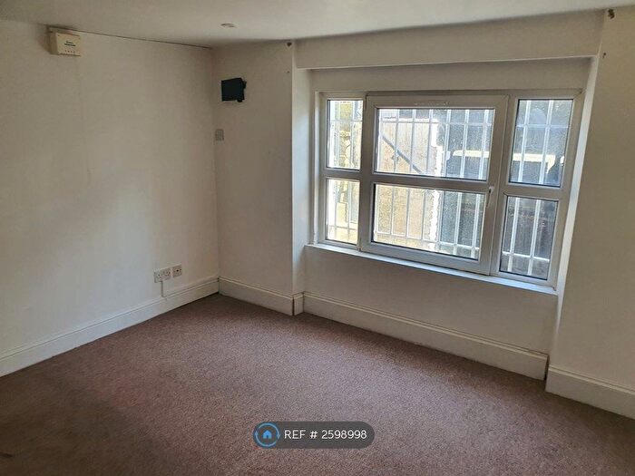 1 Bedroom Flat To Rent In Malden Road, London, NW5