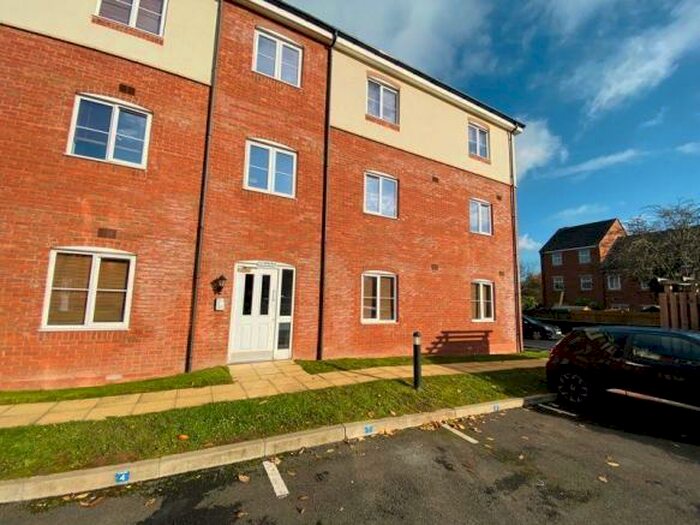 2 Bedroom Flat To Rent In Rea Road, Northfield, Birmingham, B31