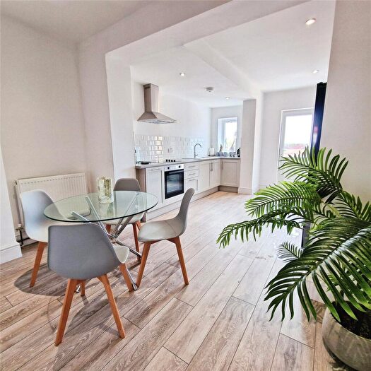 3 Bedroom Semi Detached House To Rent In Windmill Road, Exhall, Coventry, Warwickshire, CV7