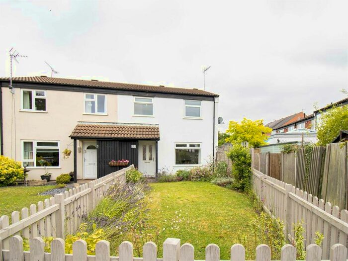 3 Bedroom End Of Terrace House To Rent In Palin Gardens, Radcliffe-on-Trent, Nottingham, Nottinghamshire, NG12