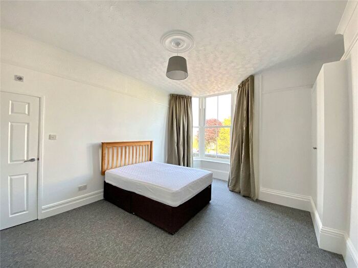 1 Bedroom Flat To Rent In Cotham Grove, Bristol, BS6