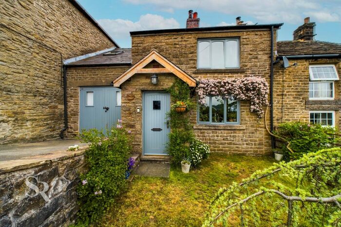 3 Bedroom Terraced House For Sale In Sparrow Pit, Buxton, SK17