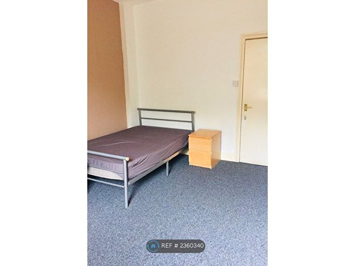 Studio To Rent In Kelvin Buildings, Sheffield, S6