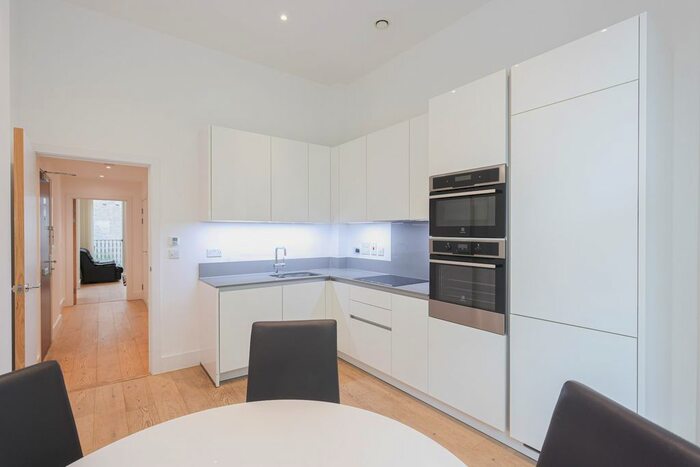 2 Bedroom Flat To Rent In Camden Courtyards, St Pancras Way, Camden, NW1
