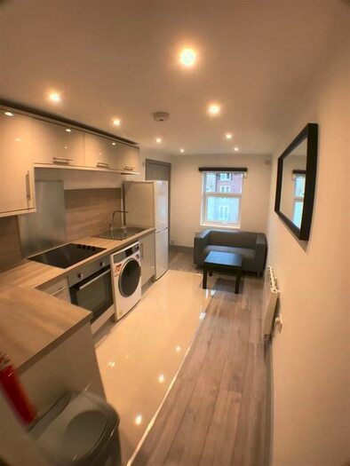 1 Bedroom Studio To Rent In Southampton Street, Reading RG1