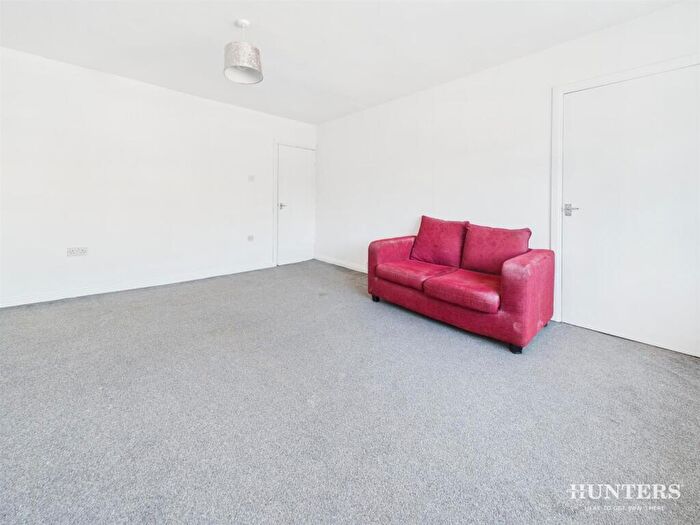 1 Bedroom Flat To Rent In Derwent Street, Consett, DH8