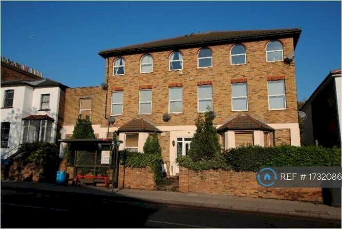 2 Bedroom Flat To Rent In Stanstead Road, London, SE23