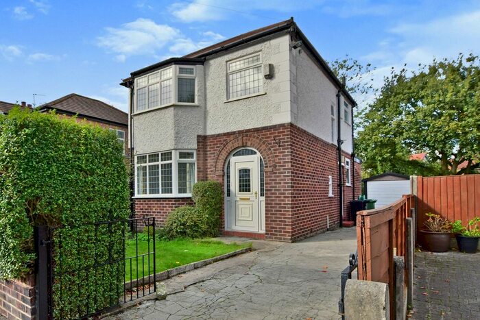 3 Bedroom Detached House To Rent In Thorsby Road, Timperley, Altrincham, Greater Manchester, WA15