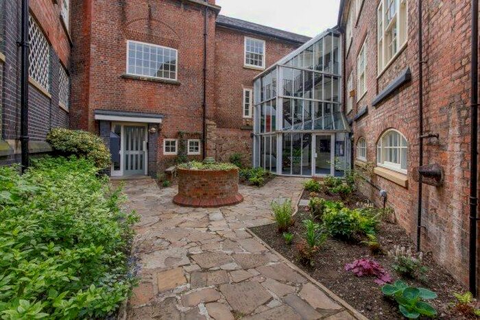 2 Bedroom Flat To Rent In Buckingham Court, York, YO1