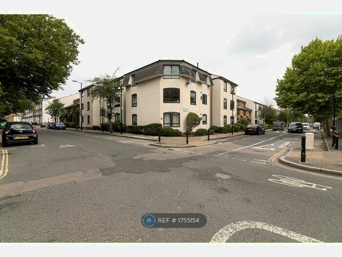 2 Bedroom Flat To Rent In Lofting Road, London, N1