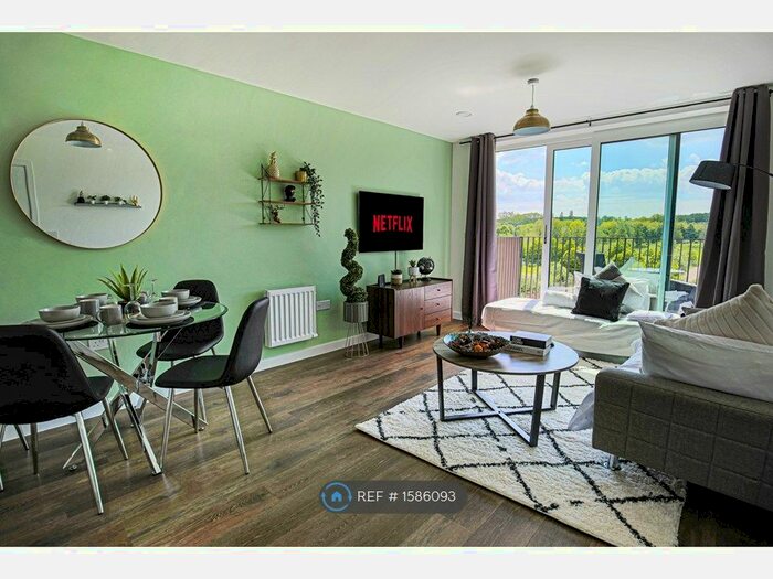 1 Bedroom Flat To Rent In Union Court, Milton Keynes, MK9