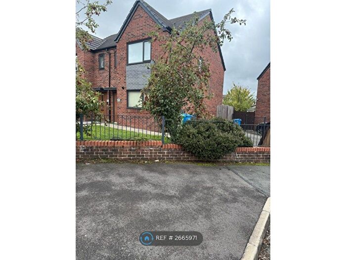 3 Bedroom Semi-detached House To Rent In Ashover Avenue, Manchester, M12