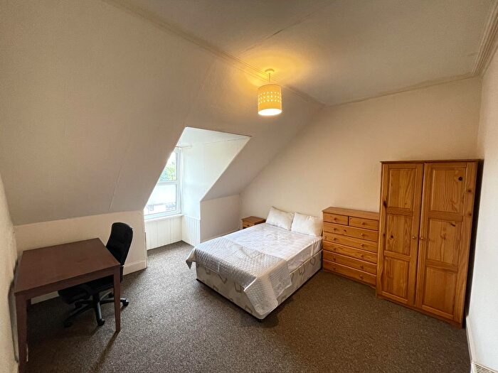 6 Bedroom Town House To Rent In Thomson Street, Dundee, DD1