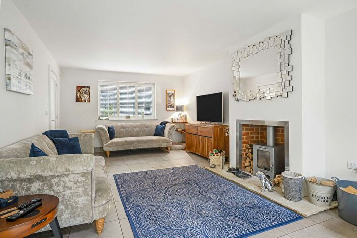 2 Bedroom Semi-Detached House For Sale In Nolay Close, Ewelme, OX10