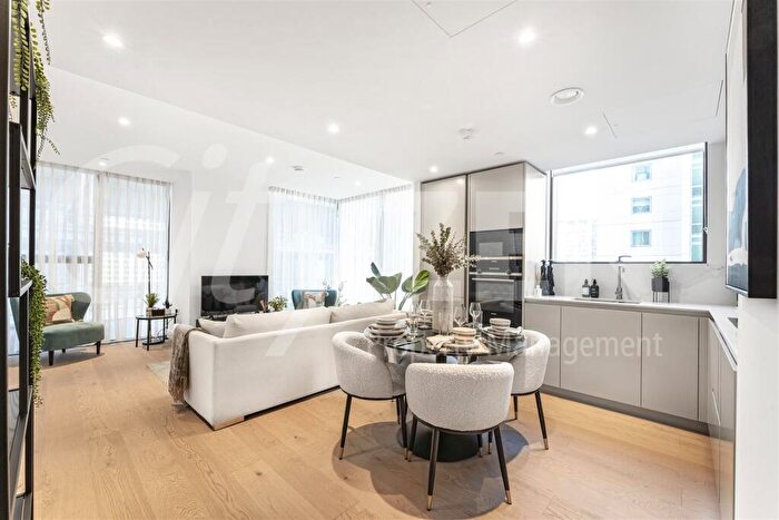 1 Bedroom Flat To Rent In Marsh Wall, London, E14