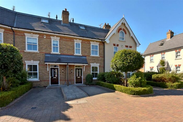 3 Bedroom Terraced House To Rent In Kensington Mews, Windsor, Berkshire, SL4