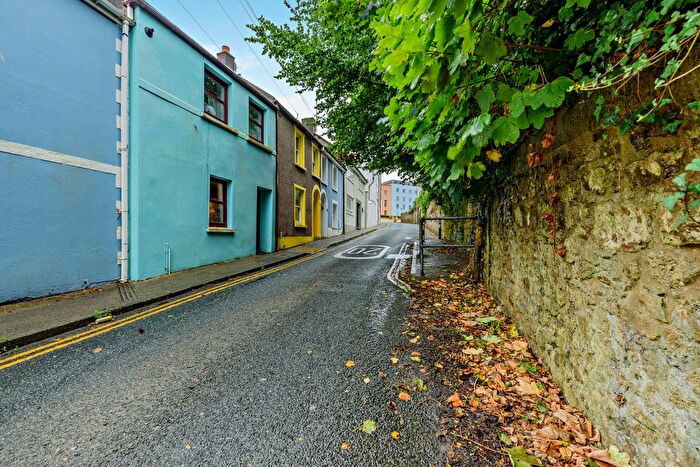 2 Bedroom Terraced House For Sale In St Johns Hill, Tenby, SA70