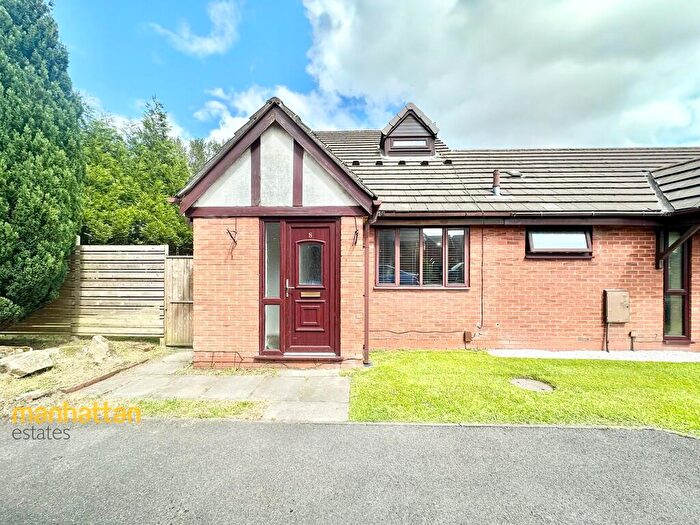 2 Bedroom Semi-Detached House To Rent In Stonemead Close, Great Lever, Bolton, BL3