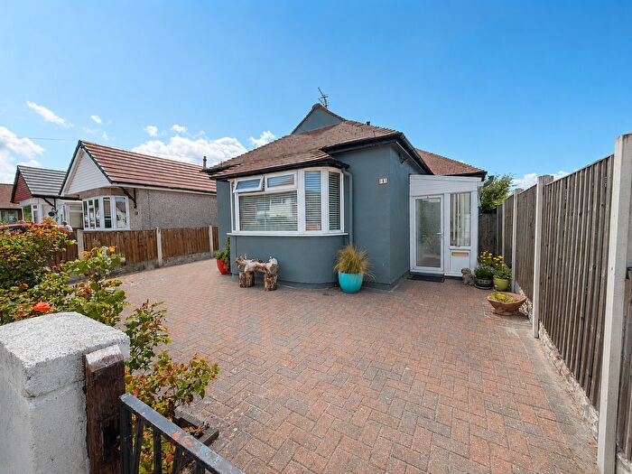 2 Bedroom Detached Bungalow For Sale In Gordon Avenue, Prestatyn, LL19