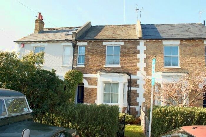 5 Bedroom Terraced House To Rent In Egham, Surrey, TW20