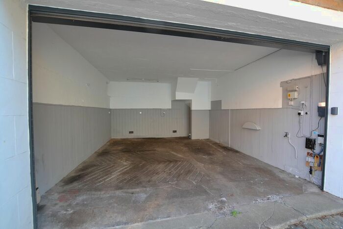 Studio To Rent In Lennox Street Lane, Edinburgh, EH4