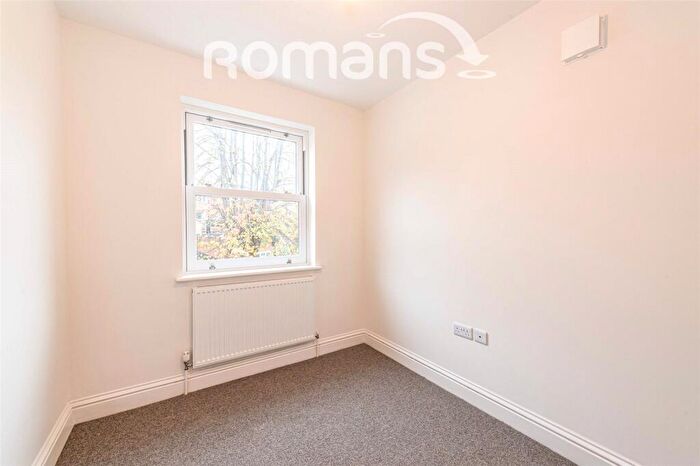 2 Bedroom Terraced House To Rent In North Street, Caversham, Reading, RG4